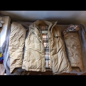 REDUCED---Burberry coat that is also Vest!