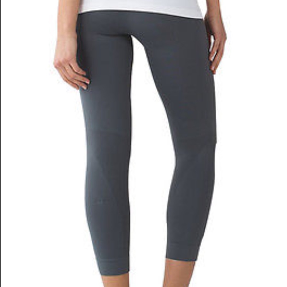 Rare zone in Lululemon compression crops