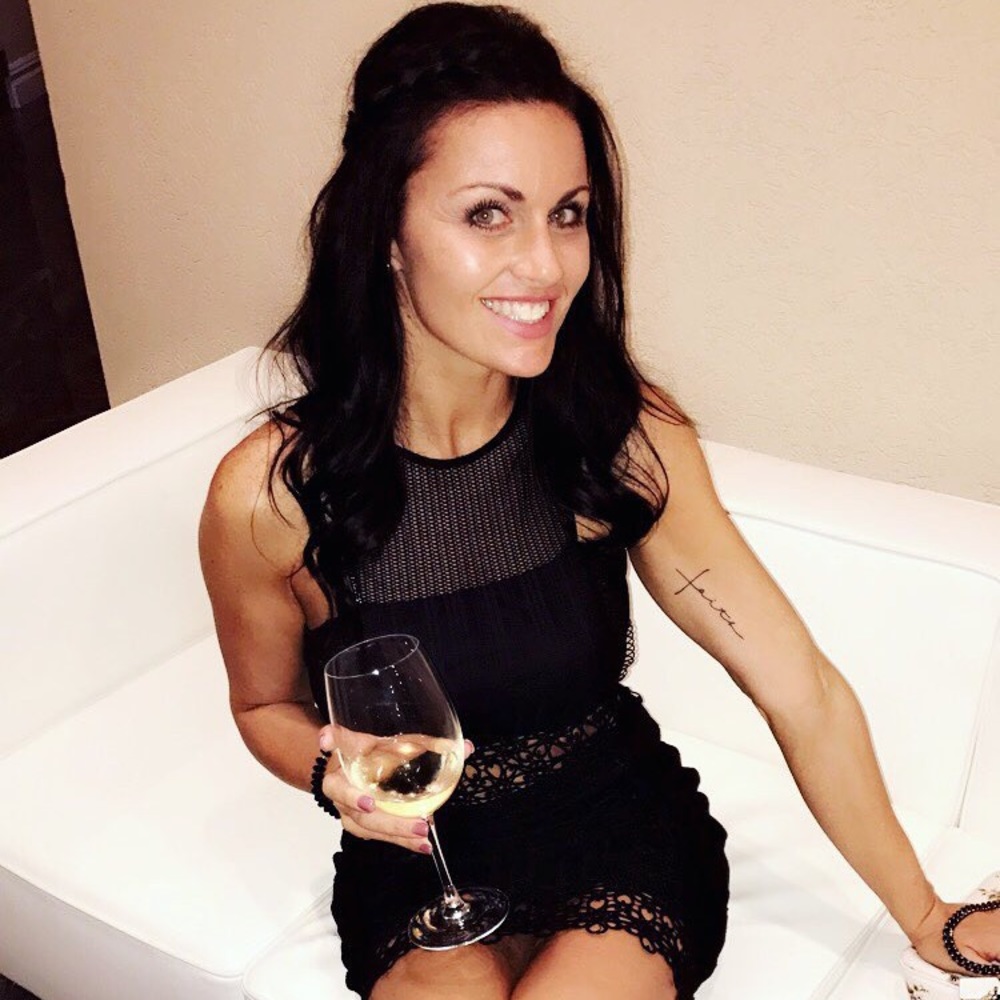 Meet your Posher, Danielle