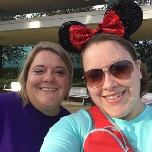 Meet your Posher, Pam