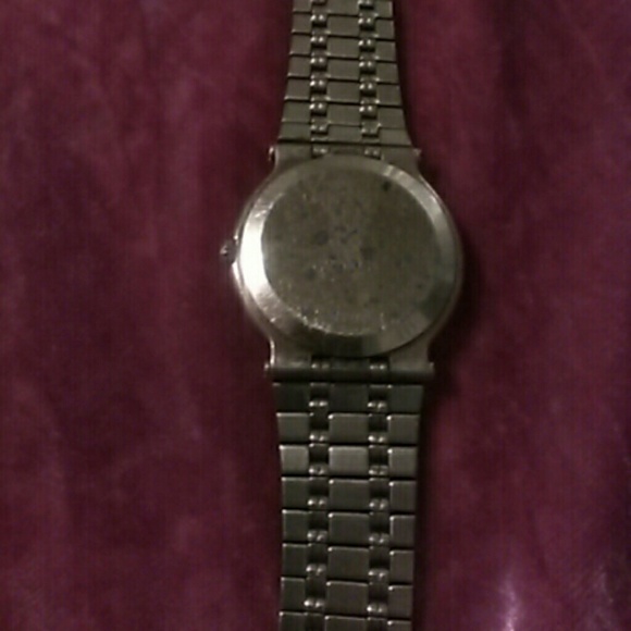 Gucci Watch - Picture 6 of 6