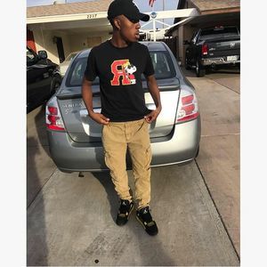 Meet your Posher, Robert