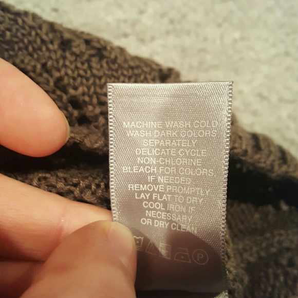 Liz Claiborne Knit Sweater - Picture 6 of 7