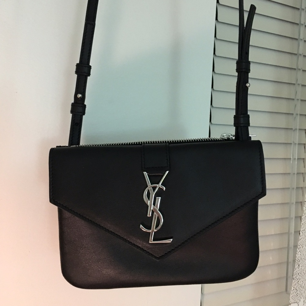 ⚡️YSL TRI POCKET BAG⚡️