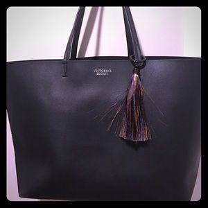 New VS bag! Big accommodation! For travel! Free s