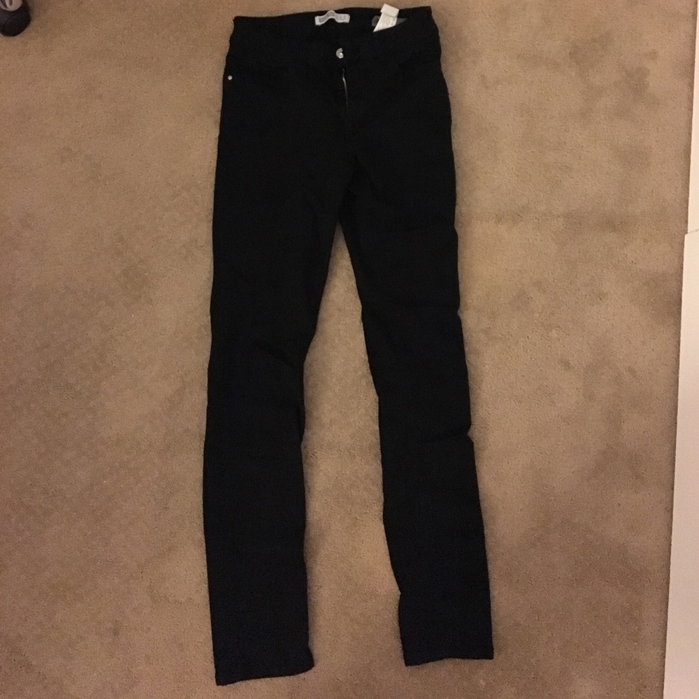 BLACK ZARA JEANS