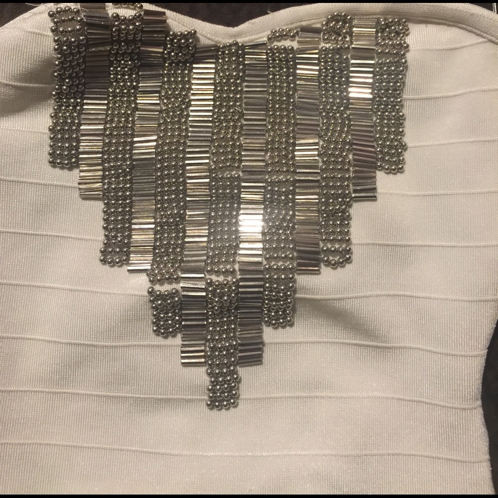 🦋DONATING SOON XS Bebe beige bandage dress - Picture 2 of 5
