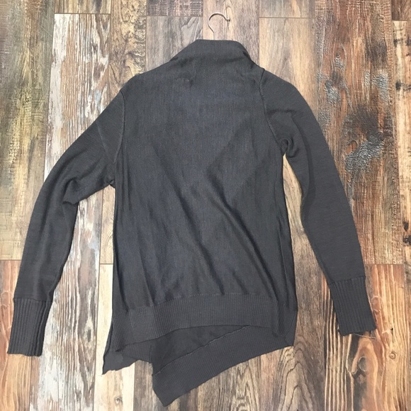 Renee C Top - Picture 3 of 3