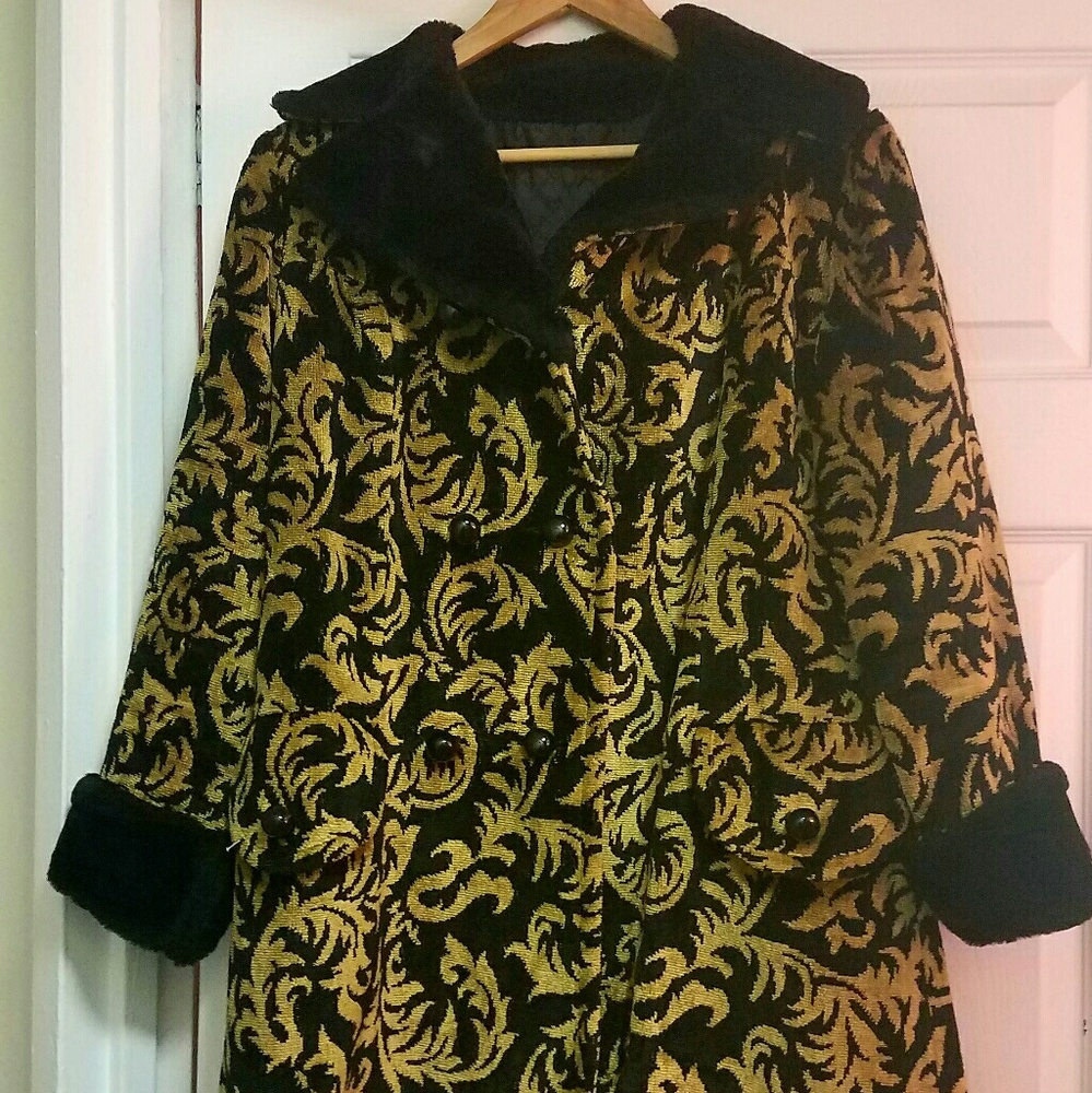 Beautiful vintage winter coat, perfect condition.