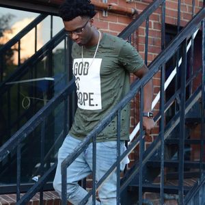 Meet your Posher, Travis