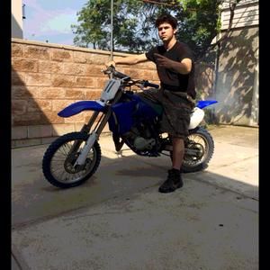 Meet your Posher, Dimitri