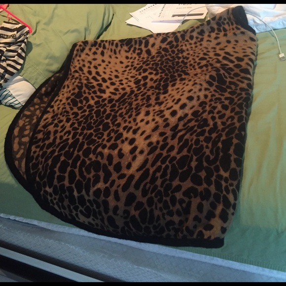 Animal print winter pancho! - Picture 3 of 3