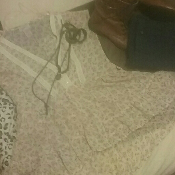 💜Blouse💜 - Picture 1 of 4