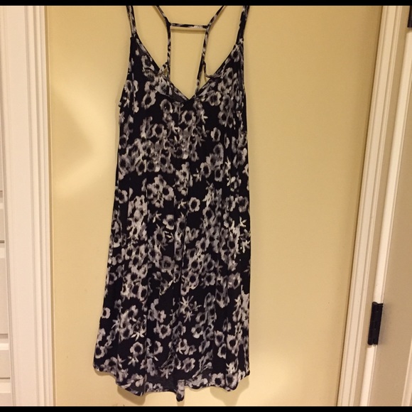 Sundress - Picture 2 of 2