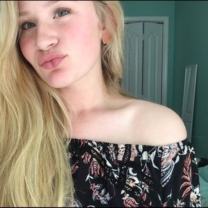 Meet your Posher, Mak