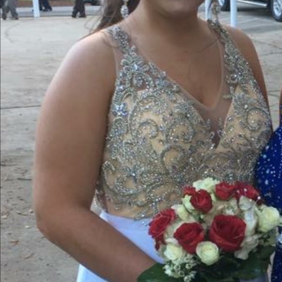 Prom dress - Picture 4 of 5