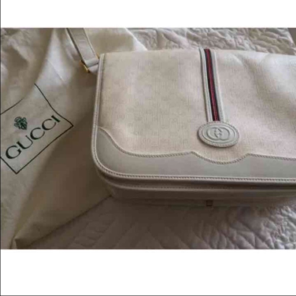 White Vintage Authentic Gucci Crossbody