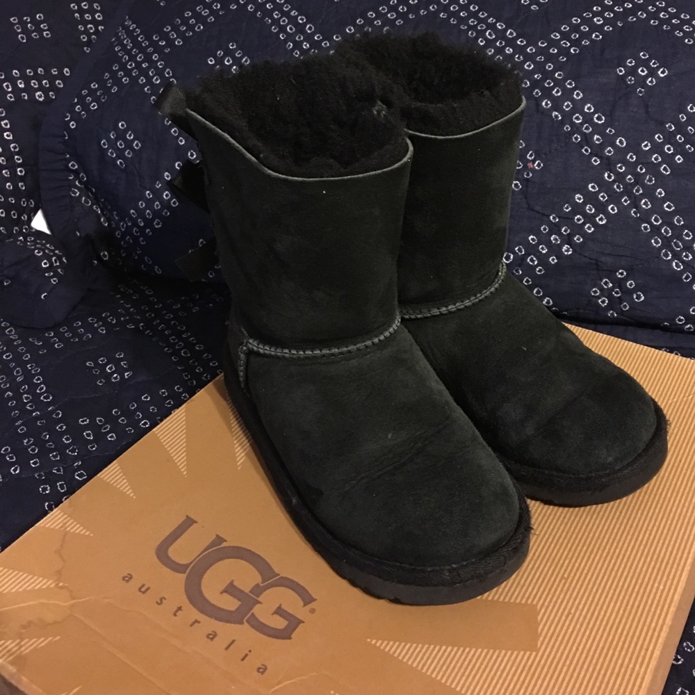 BAILEY BLACK KIDS UGG BOOTS