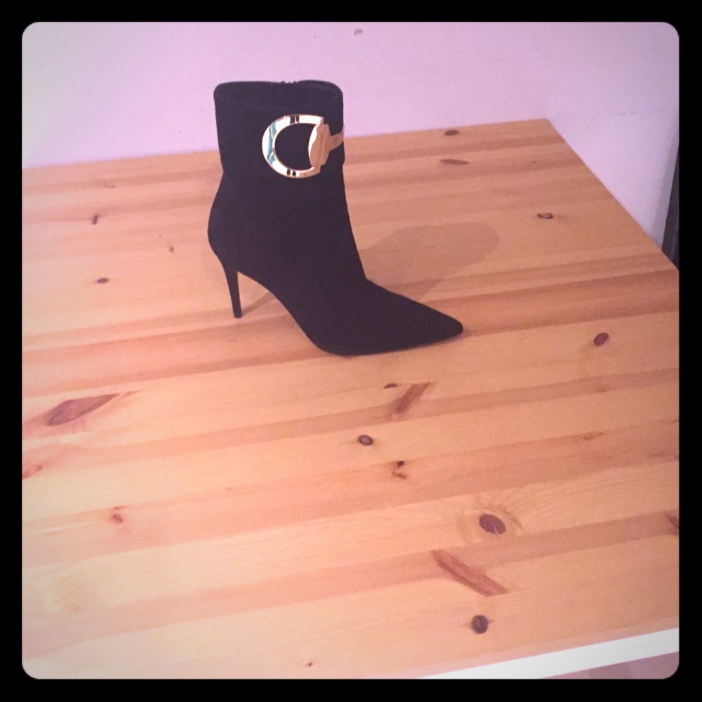 Gucci booties heals