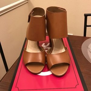 NEVER WORN Sam Edelman block heel sandals