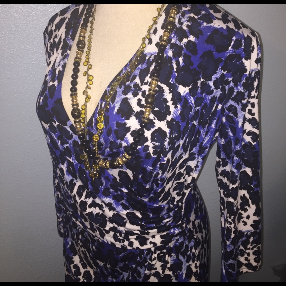 Blu Animal Print Pattern - Picture 2 of 4