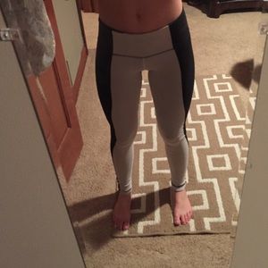 RARE LULULEMON LEGGINGS