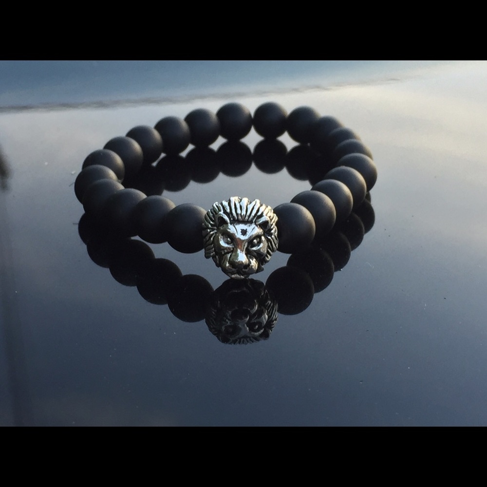 8mm Natural Onyx beaded bracelet