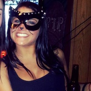 Meet your Posher, Tarra