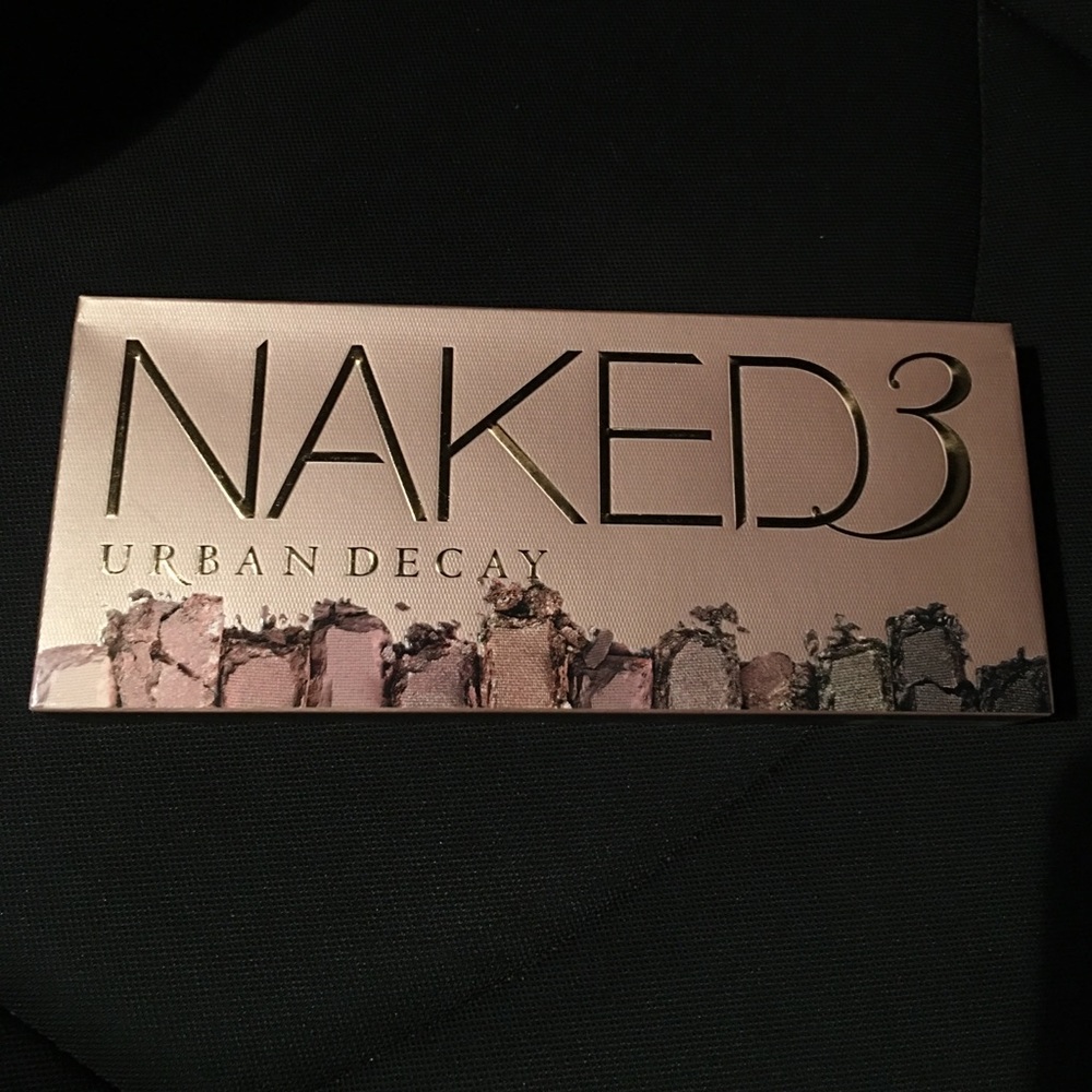 Urban Decay Naked 3 Eyes