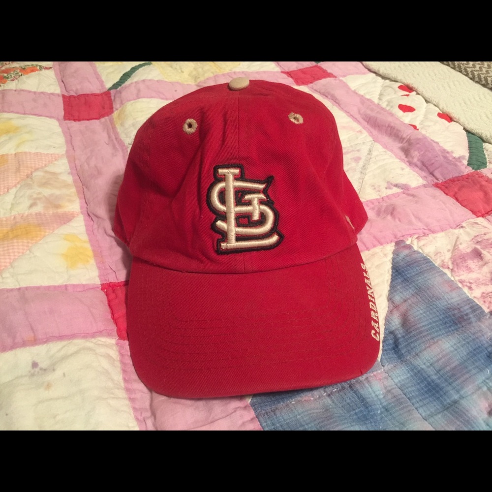 St Louis Cardinal's ball cap