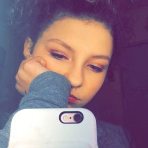 Meet your Posher, Angelina