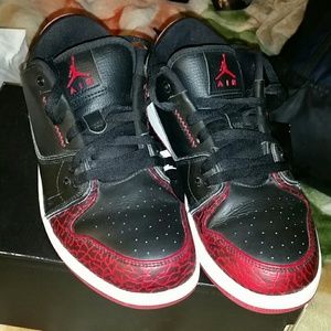 Jordan 1 Flight 2 Low