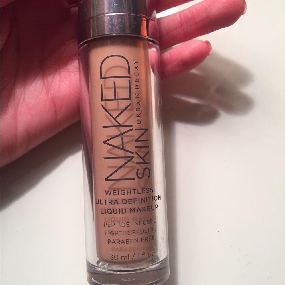 Urban Decay Naked skin foundation