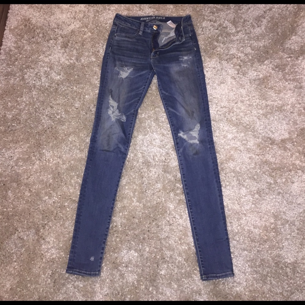 Brand new American eagle high rise jeans!