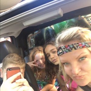 Meet your Posher, Nicole