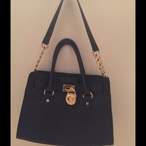 MIchael Kors Saffiano Handbag in Navy