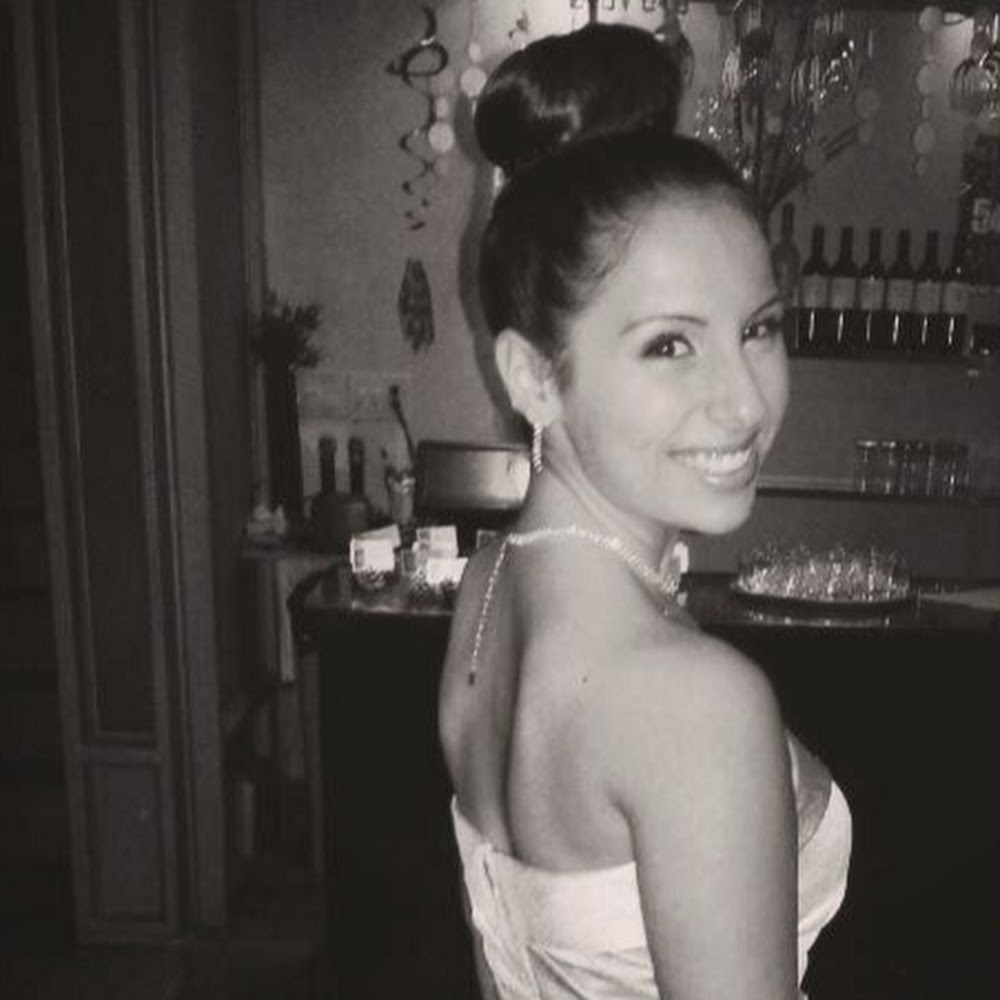 Meet your Posher, Sabrina