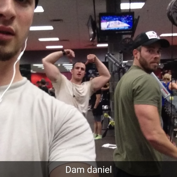 Meet your Posher, Kyle - Picture 1 of 1