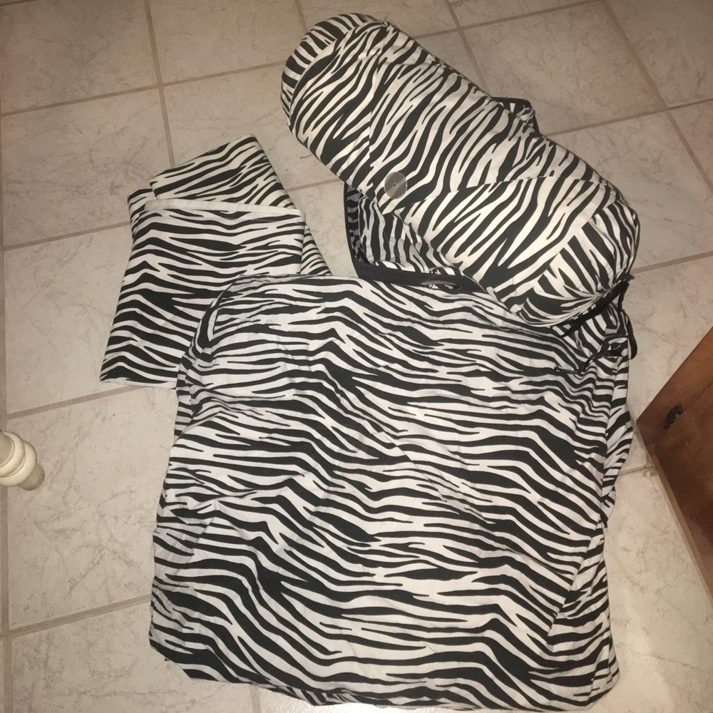 Zebra Print Bed Set!