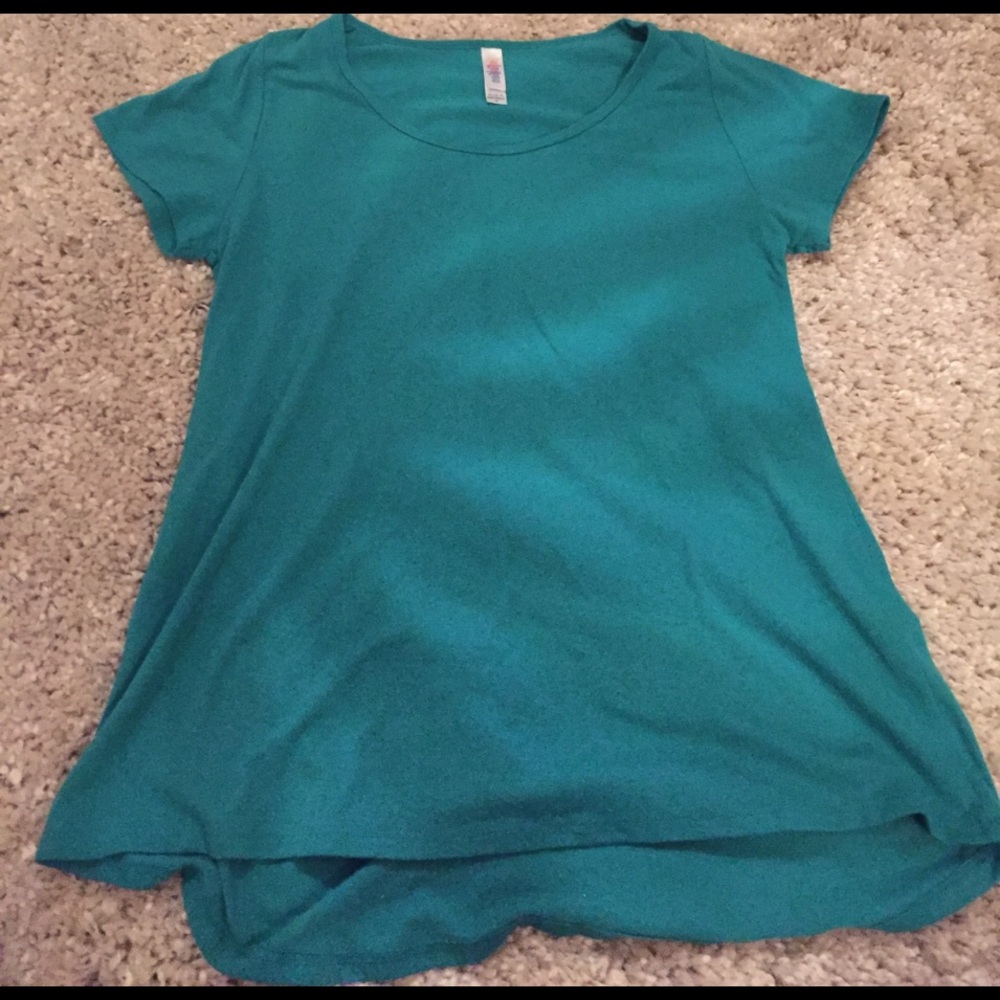 Brand new lularoe shirt