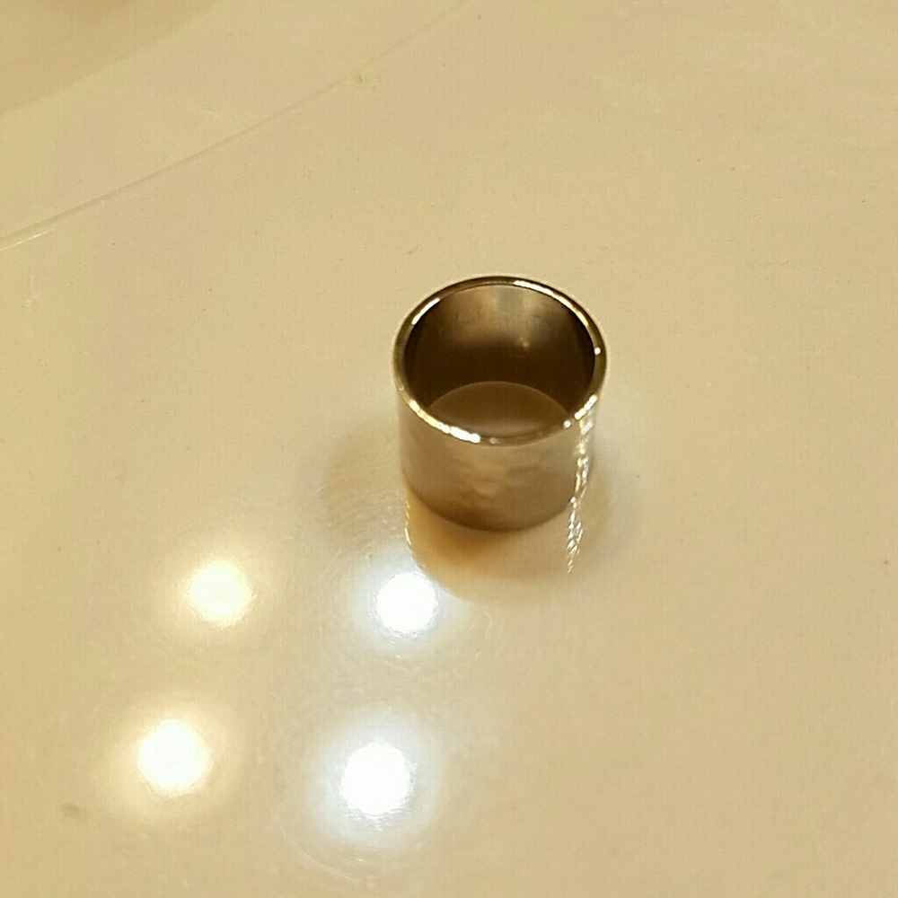 A.V Max Ring - Picture 2 of 3