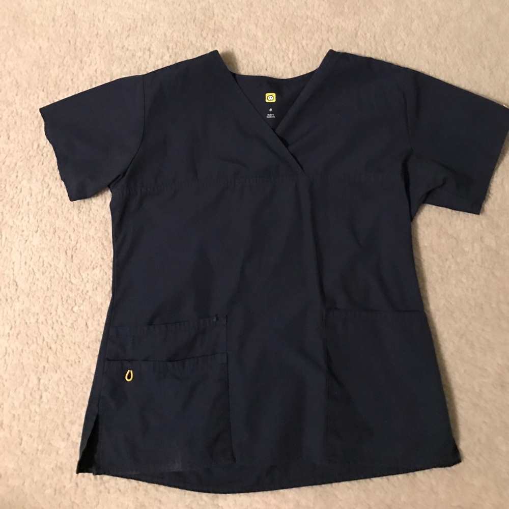 💖 NEW Wonder wink scrub top