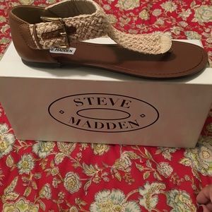 STEVE MADDEN SANDAL