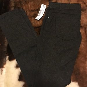 NWT size M heathered gray jeggings