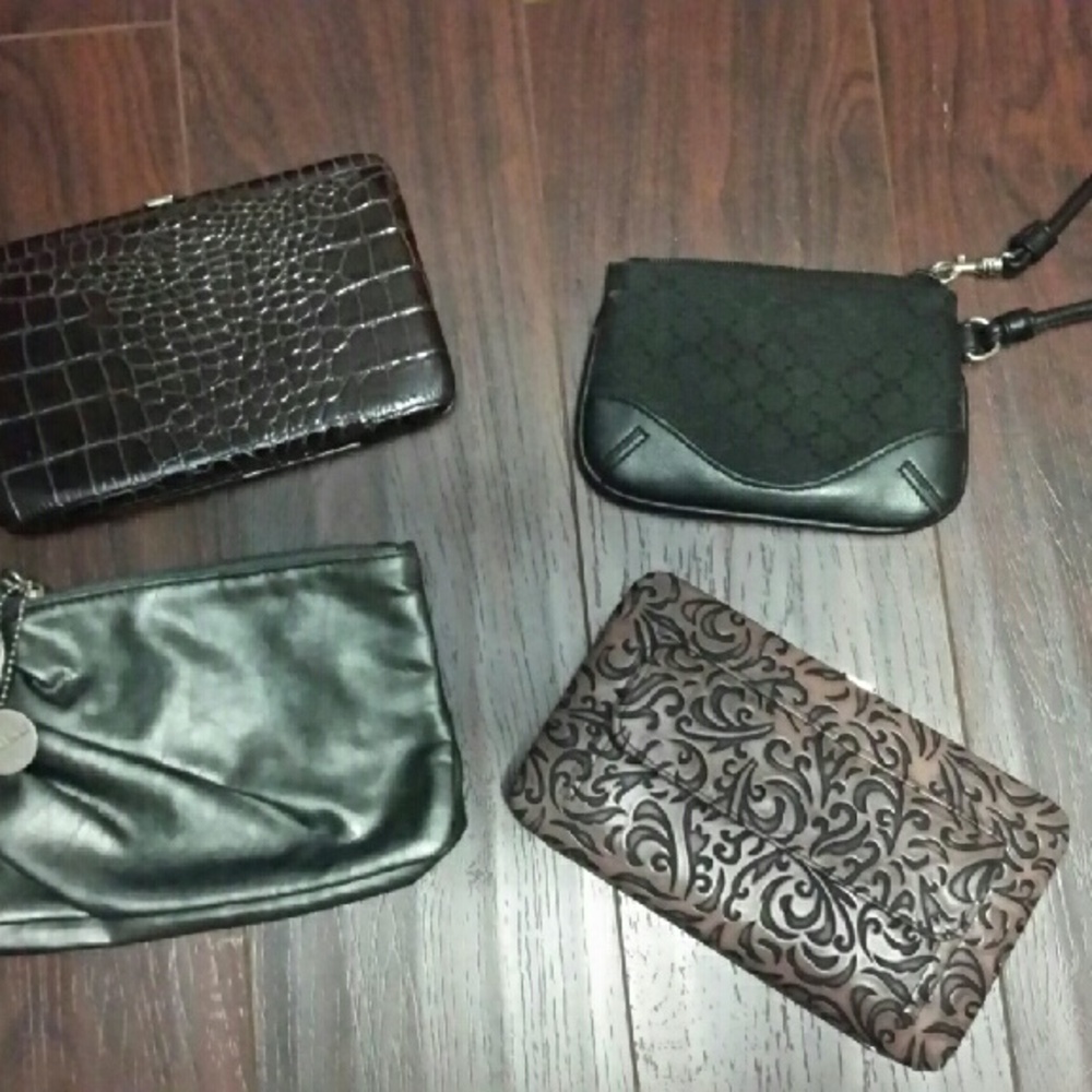 Lot of 2 wallets and 2 wristlets