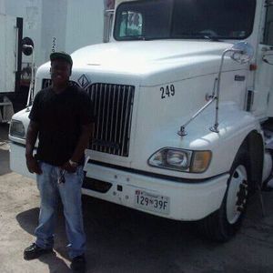 Meet your Posher, Darius rozay