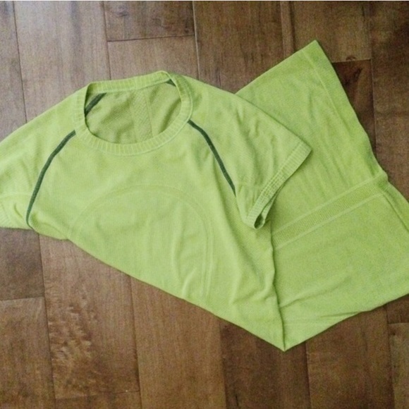 Lululemon run swiftly sz. 6 short sleeve tee shirt - Picture 3 of 4