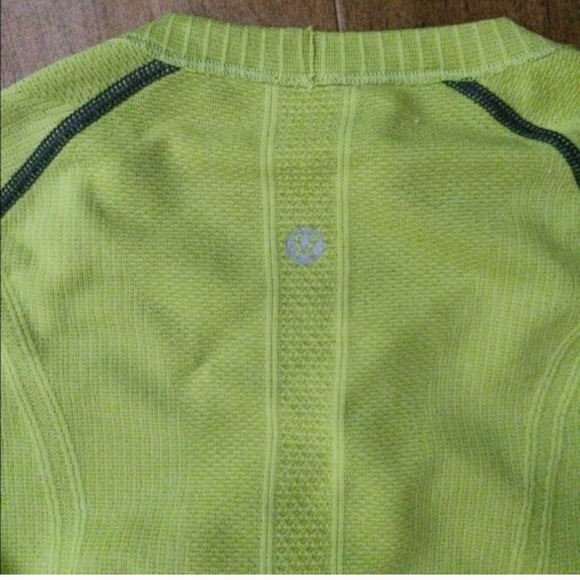 Lululemon run swiftly sz. 6 short sleeve tee shirt - Picture 4 of 4