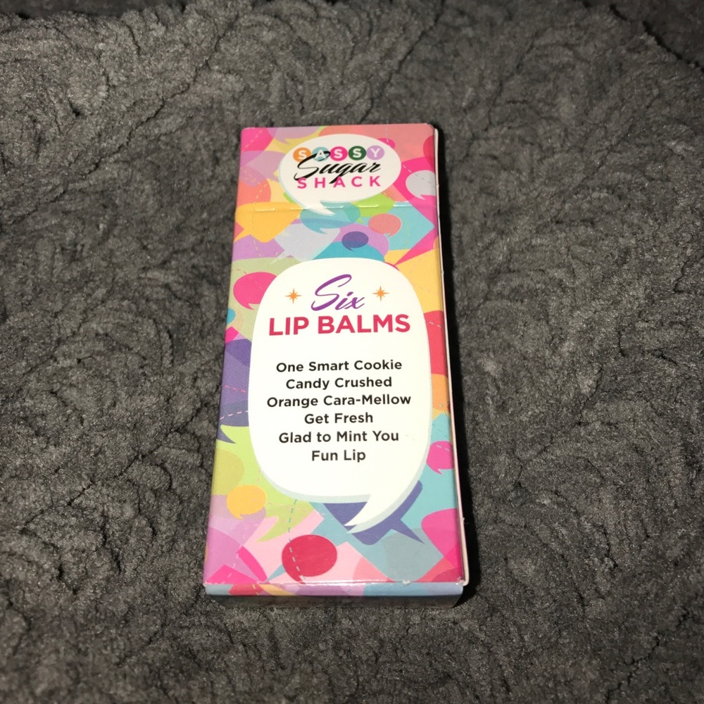 👄Brand New 👄6 pack lip Balm