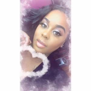 Meet your Posher, Donnia